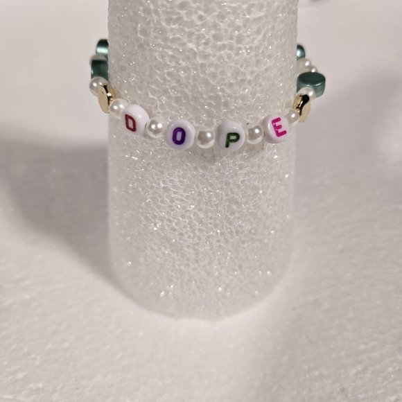 Colorful Beaded Bracelet with 'DOPE' Letters - Picture 2 of 8